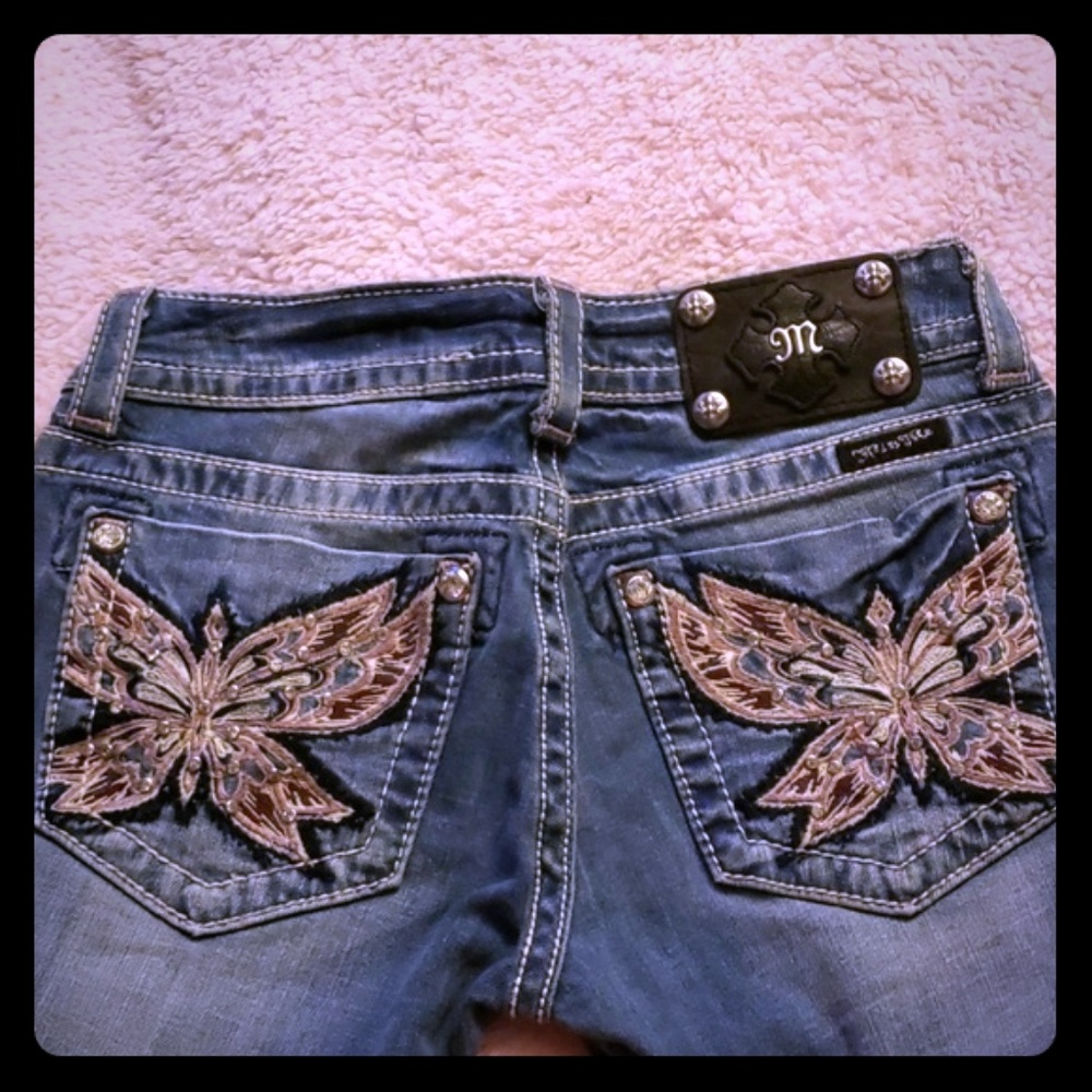 Miss Me cropped jeans with Butterflies